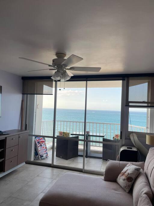 Ocean Front Condo In Isla Verde! San Juan Exterior photo